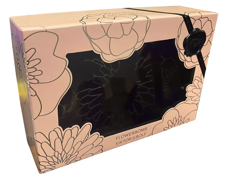 Fragrance Box Matches Its Floral Sensation